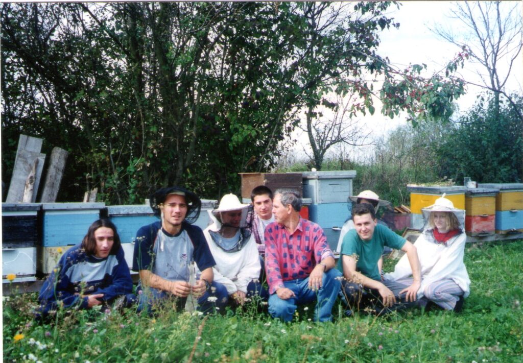 pčelarska sekcija 1997. god prof. matija bučar