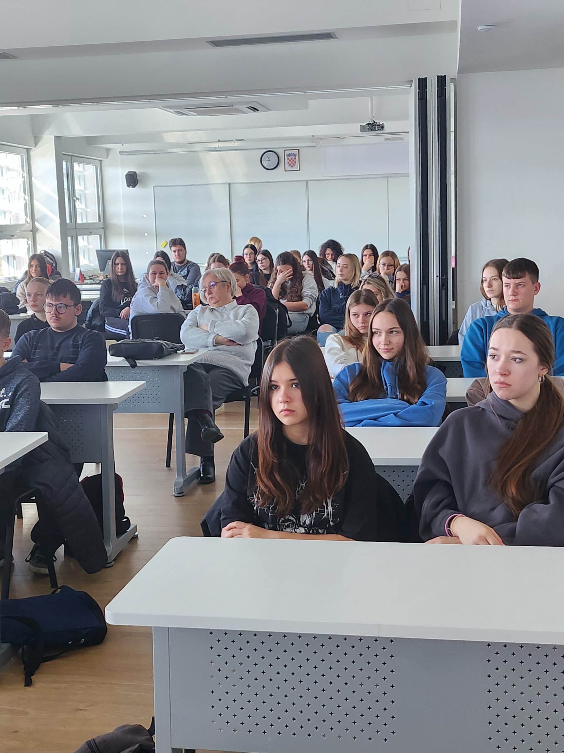 Djelatnici Veterinarskog fakulteta posjetili Srednju školu Petrinja