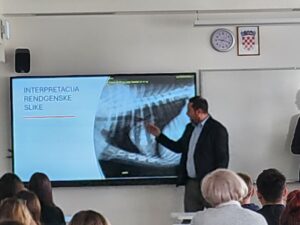 Djelatnici Veterinarskog fakulteta posjetili Srednju školu Petrinja