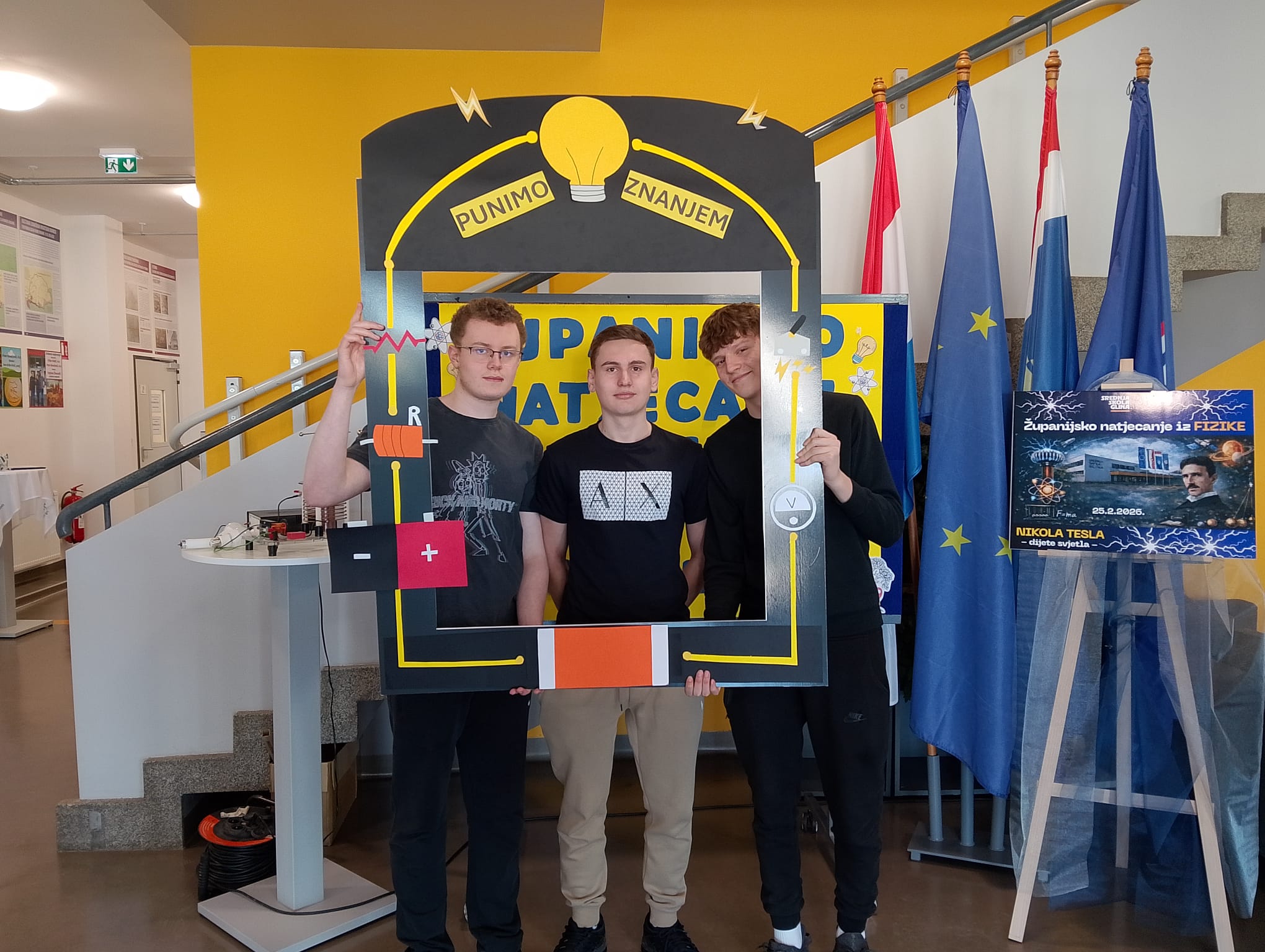 ŽUPANIJSKO NATJECANJE IZ FIZIKE