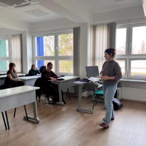 ŽENE U UMJETNOSTI I ZNANOSTI