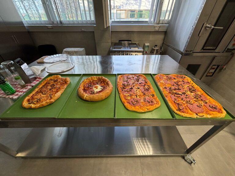 IZRADA PIZZE U PRAKTIKUMU PEKARSTVA