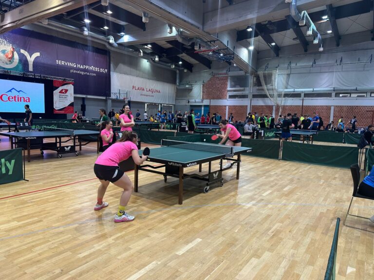 DRŽAVNO PRVENSTVO U STOLNOM TENISU ZA SREDNJE ŠKOLE