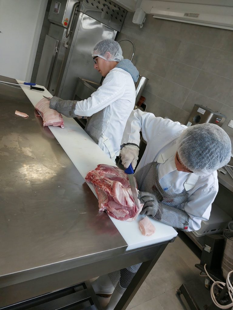PRIČE IZ MESARSKOG PRAKTIKUMA 🥩😃🥓 img 20261008 wa0003