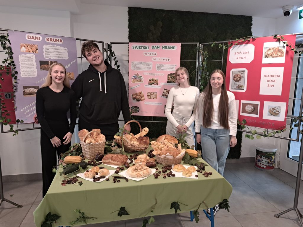OBILJEŽILI SMO SVJETSKI DAN HRANE I DANE KRUHA U NAŠOJ ŠKOLI! 🥨🍲 img 20261016 wa0011